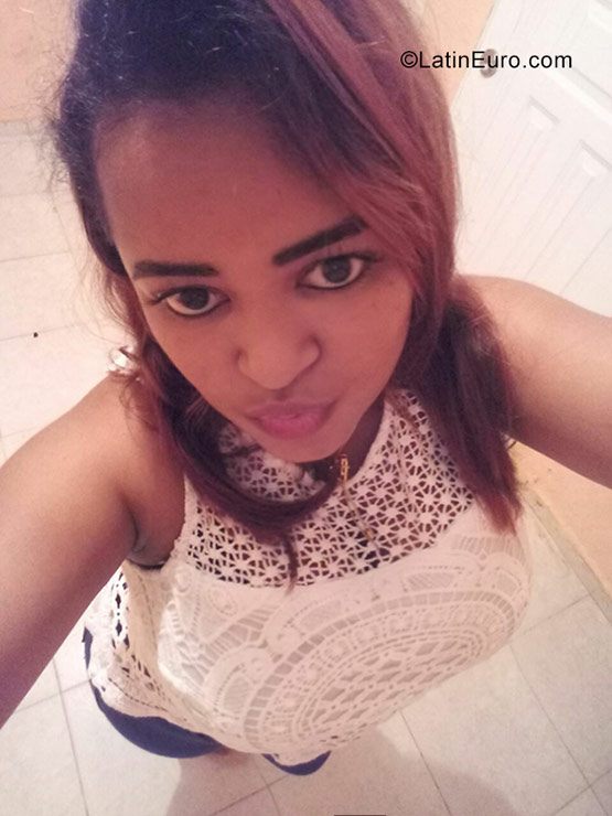 Date this hot Dominican Republic girl Kateryne from Santo Domingo DO31091