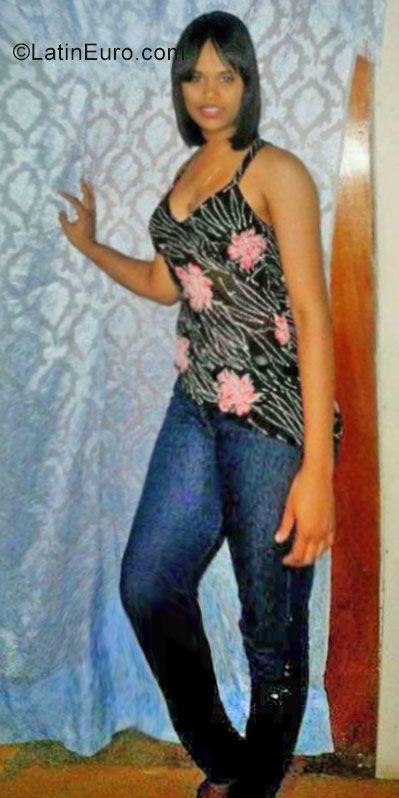 Date this exotic England girl Perfil Eliminado. from Marbella, España DO31189