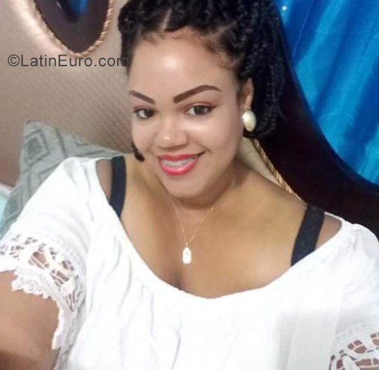 Date this cute Dominican Republic girl Esmeralda romer from Rep Dominicana DO31220