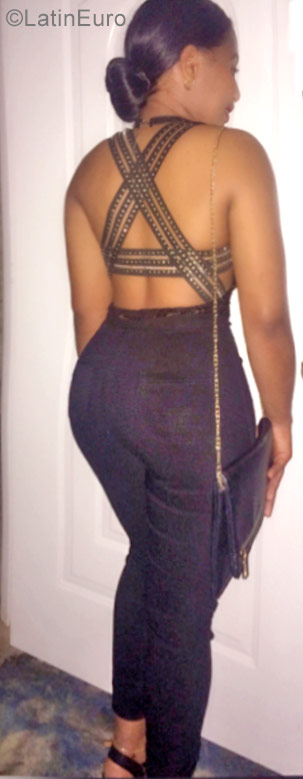 Date this delightful Dominican Republic girl GRISELI from Bonao DO31276