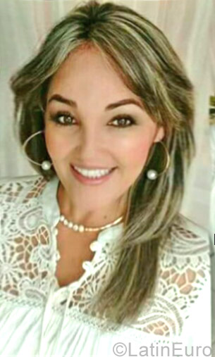 Date this foxy Colombia girl Mary from Villavicencio CO23201