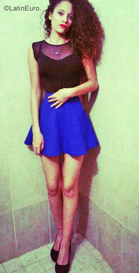 Date this fun Venezuela girl Eliangalia from Barquisimeto VE1290