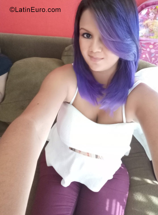 Date this hard body Honduras girl Cindy from San Pedro Sula HN2434