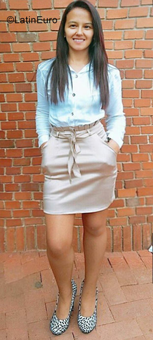 Date this stunning Colombia girl Stefany from Bogota CO23252