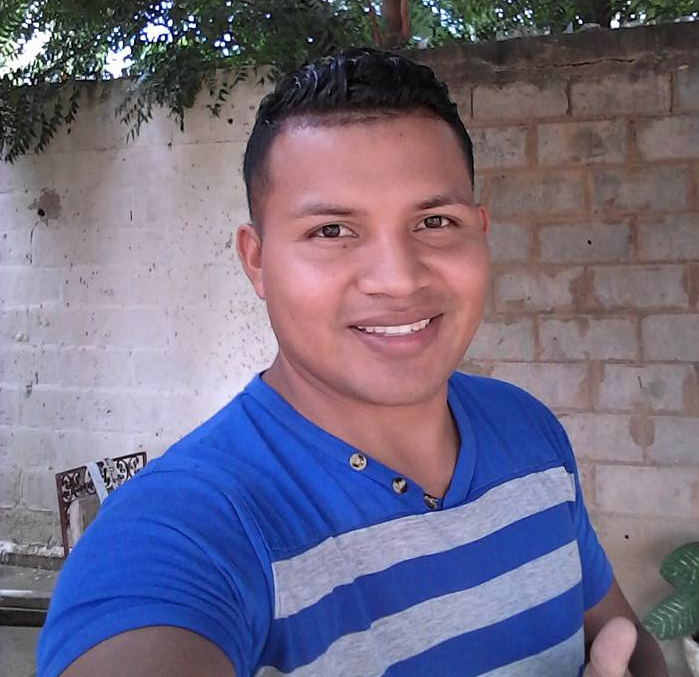 Date this foxy Venezuela man Adrian from maracaibo VE1307
