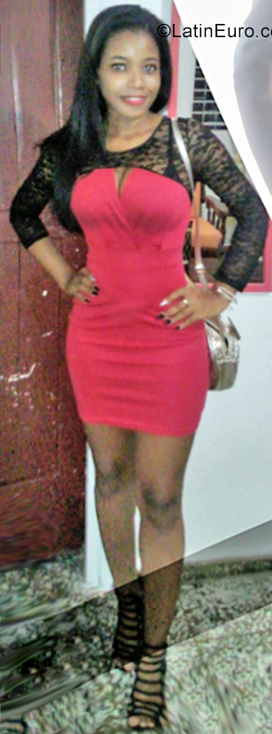 Date this fun Dominican Republic girl Yohanna from La Romana DO31442