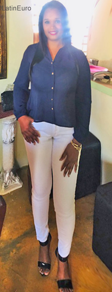 Date this pretty Dominican Republic girl Nayely from Puerto Plata DO31503