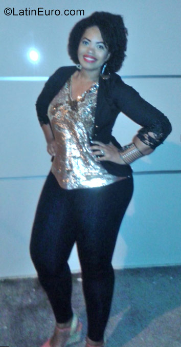 Date this lovely Brazil girl Maria dos Anjos from Vila Velha BR10452