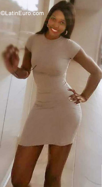 Date this nice looking Dominican Republic girl Katia from Puerto Plata DO31716