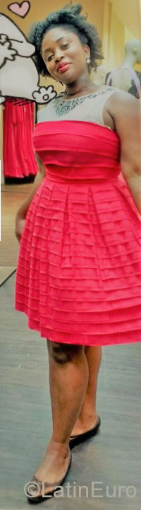 Date this hot Belgium girl Cellia from Brussels BE114