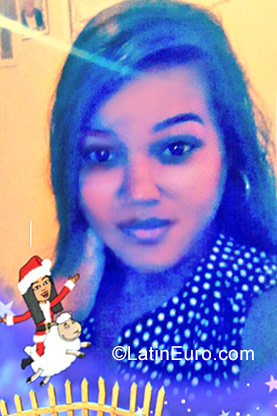 Date this sultry Dominican Republic girl Miranda from Santo Domingo DO31791