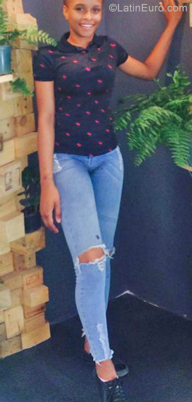 Date this exotic Dominican Republic girl Ericka from Santo Domingo DO31799