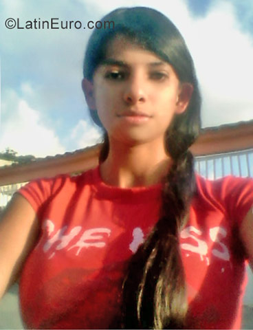 Date this passionate Venezuela girl Yelitza from Trujillo VE1487