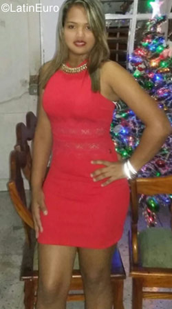 Date this charming Colombia girl Rosmira from Barranquilla CO23659