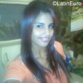 Date this pretty Venezuela girl Juilliaan from Anzoategui VE1507