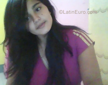 Date this hot Peru girl Aysha from Moyobamba PE1250