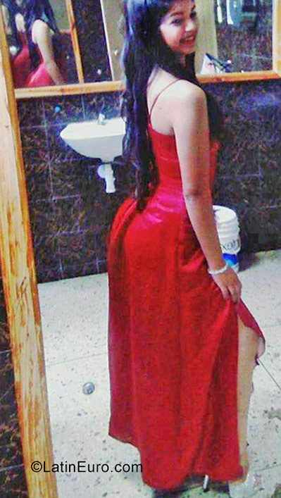 Date this exotic Venezuela girl Mariangel from Valera VE1548