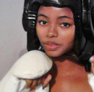 Date this pretty Venezuela girl Karli from Chichirirviche VE1549