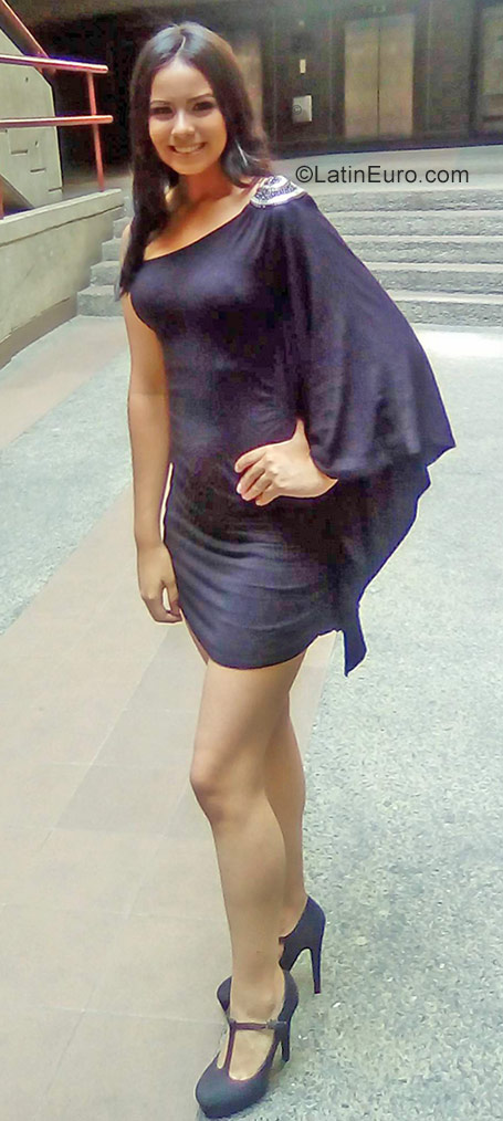 Date this passionate Venezuela girl Micaella from Caracas VE1553