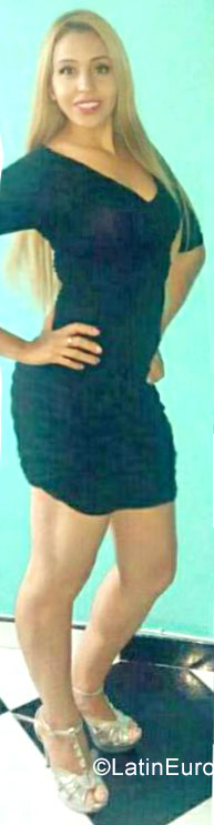 Date this athletic Colombia girl Jessi bueno from Bogota CO23763