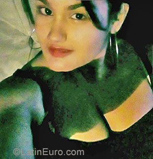 Date this sultry Colombia girl Ineth from Bogota CO23791