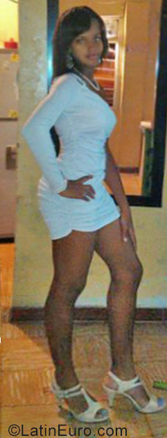 Date this passionate Colombia girl Andrea from Cali CO23794