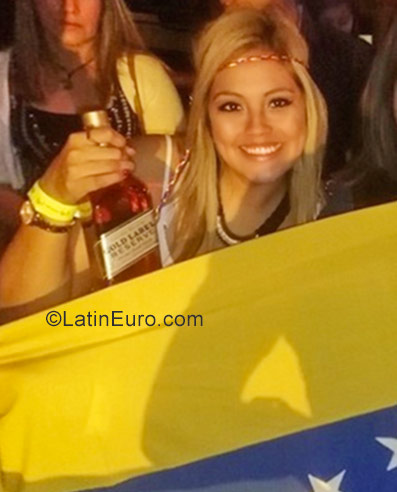 Date this exotic Peru girl Claudia from Lima PE1255