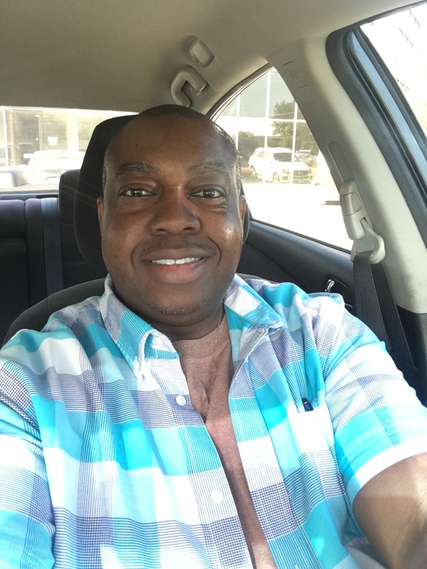 Date this hot United States man Derrick from Dallas US19274