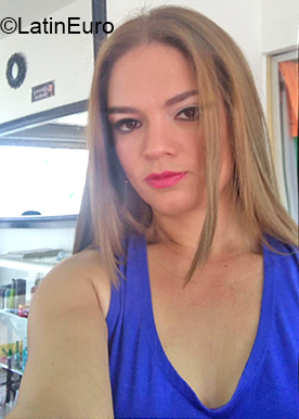 Date this pretty Colombia girl Jemmy from Pitalito CO23855