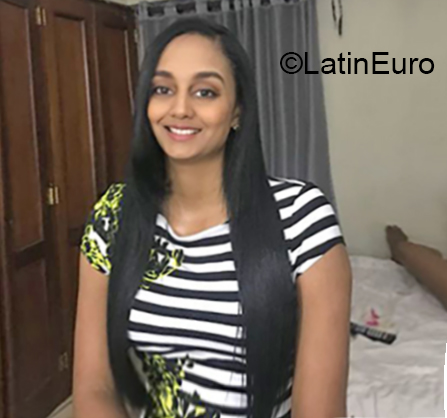 Date this beautiful Dominican Republic girl Patty from Santo Domingo DO32367