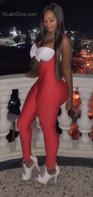 Date this cute Colombia girl Yessica from Cali CO23901