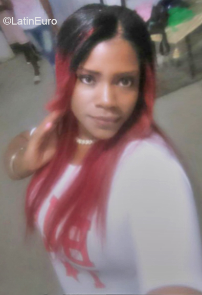 Date this fun Dominican Republic girl Dianna from San Pero De Macoris DO32573