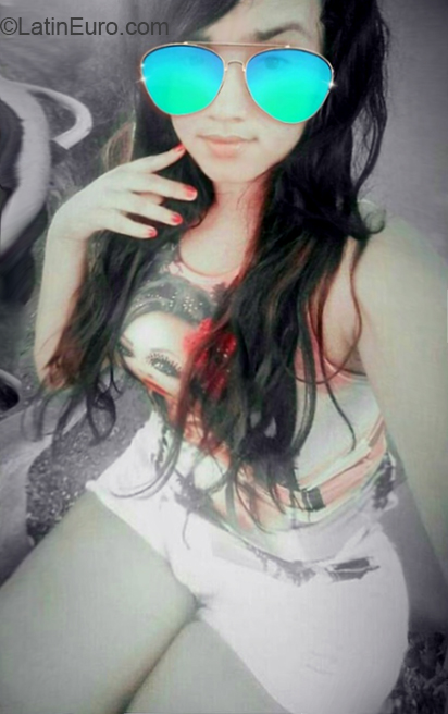 Date this funny Dominican Republic girl Fanny from Santo Domingo DO32679