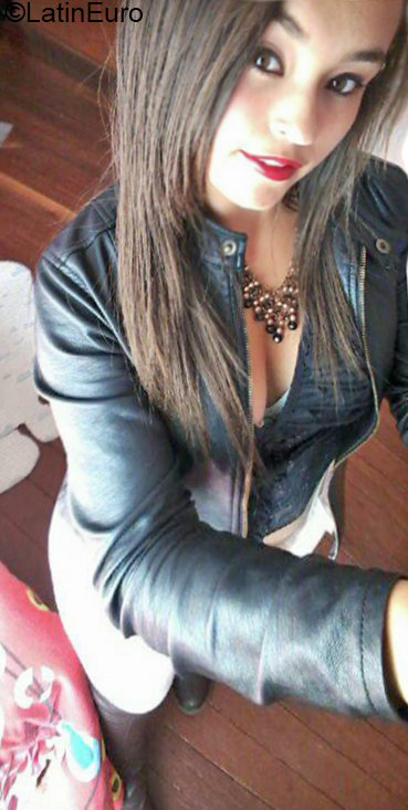 Date this young Colombia girl Lisbey from Bogota CO24172