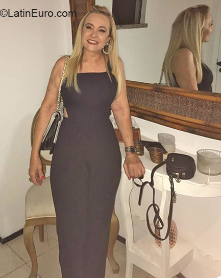 Date this gorgeous United States girl Raquel from Uniontown US19385