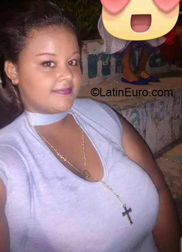 Date this beautiful Colombia girl Angelica from Barranco de Loba CO24009