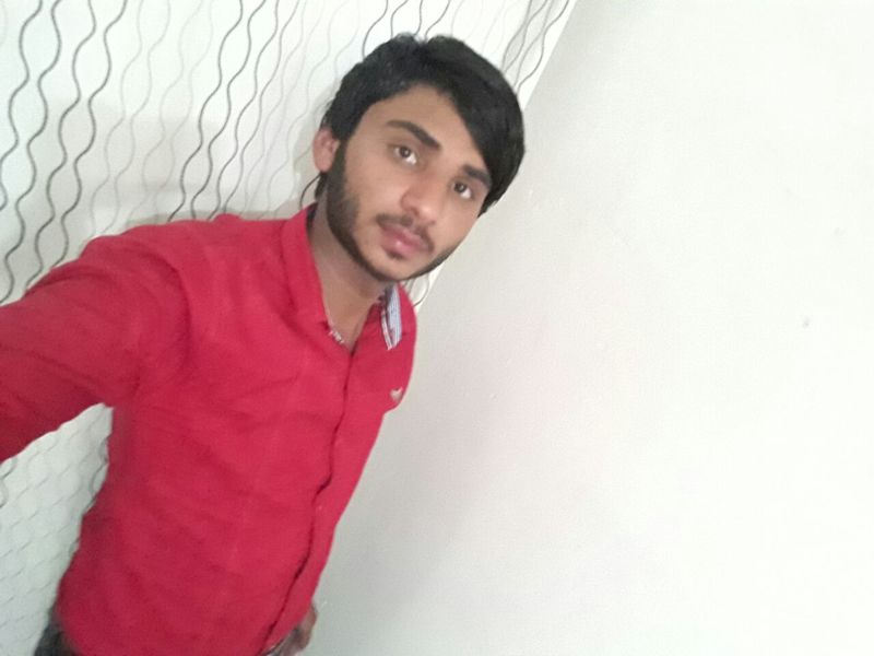 Date this cute Pakistan man Umii from Sargodha PK171