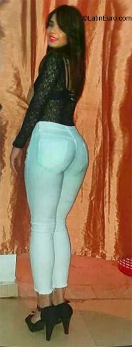 Date this charming Dominican Republic girl Nathy from Santiago DO32763