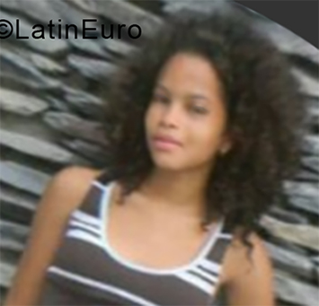 Date this good-looking Dominican Republic girl Winifer from Santo Domingo DO32832