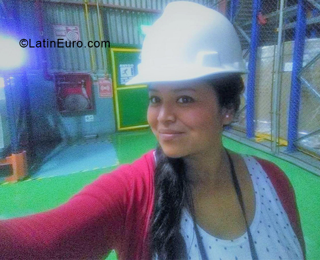 Date this hot Guatemala girl Vilma from Guatemala City GT90