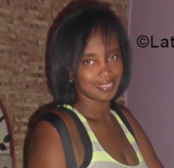 Date this sultry Venezuela girl Diana from Caracas VE1891