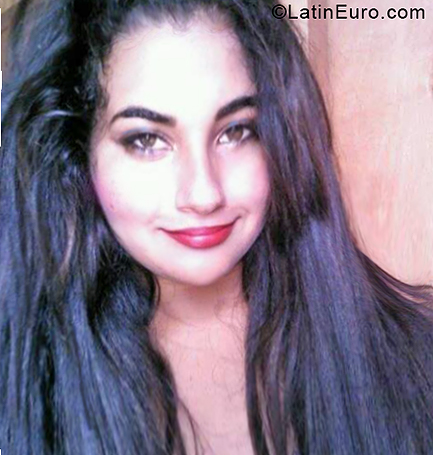 Date this passionate Venezuela girl Anavelys from Caracas VE1835