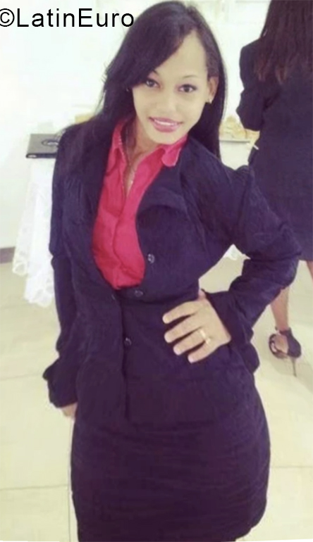 Date this passionate Dominican Republic girl Leslan from Santo Domingo Este DO33113