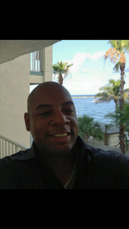 Date this happy United States man Caribbeanjay from Orlando US19518