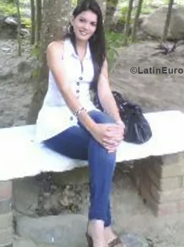 Date this good-looking Venezuela girl Louisa from Barinas VE1872