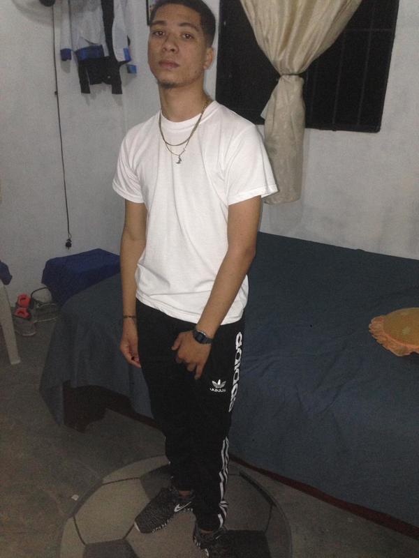 Date this hard body Dominican Republic man Fleubert from San Pedro De Macoris DO33142