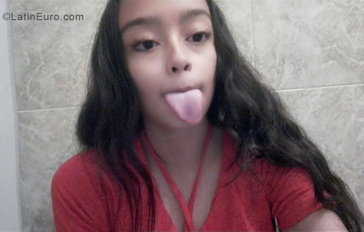 Date this foxy Venezuela girl Daniela from Barinas VE1889