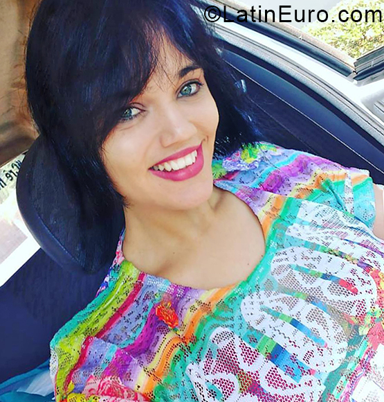 Date this sultry Brazil girl Ana from nova brasilandia BR10667