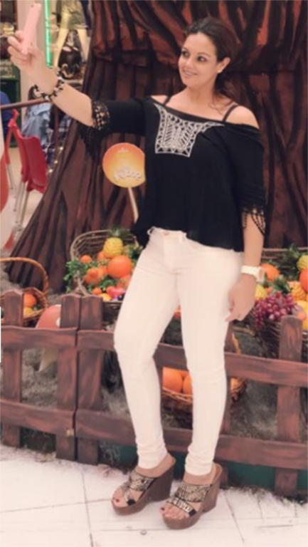 Date this foxy Dominican Republic girl Mari from Santo Domingo DO33234