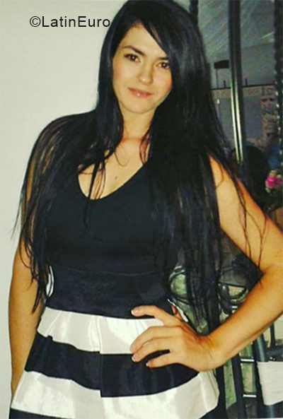Date this fun Colombia girl Paulina from Medellin CO24440